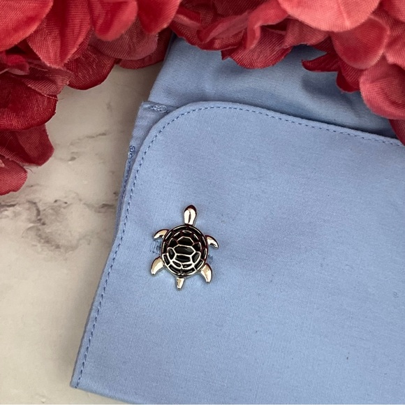 Black and Silver Sea Turtle Cufflinks - Picture 11 of 16